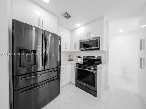16125 NW 28th Pl, Miami Gardens FL - photo 12 of 25
