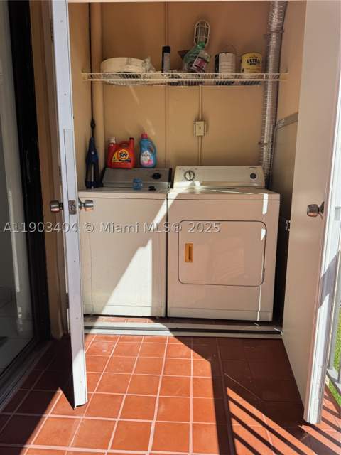14401 N Kendall Dr 303N, Miami FL - photo 13 of 22