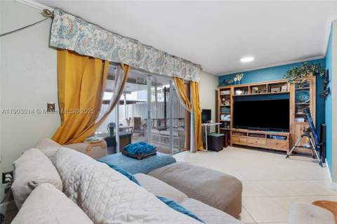 7144 W 2nd Ln, Hialeah FL - photo 18 of 40