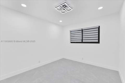19511 NE 18th Pl, Miami FL - photo 14 of 34