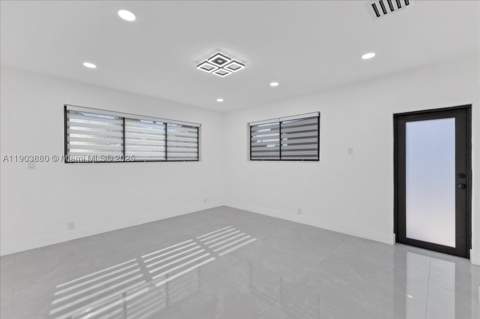19511 NE 18th Pl, Miami FL - photo 20 of 34
