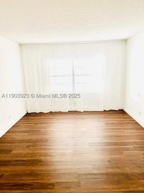 231 174th St Mo-3, Sunny Isles Beach FL - photo 13 of 19