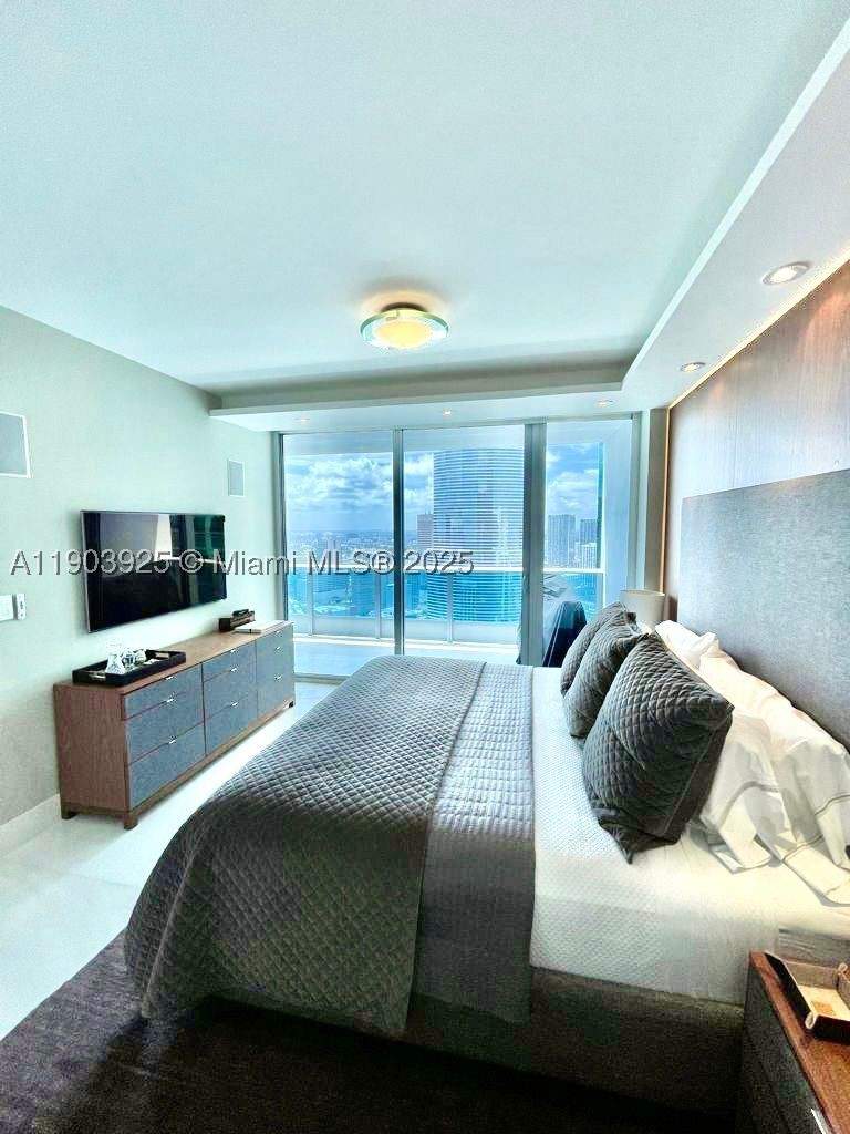 1 bedroom Condominium at 200 Biscayne Boulevard Way 4310, Epic West Condo, Miami — photo 5