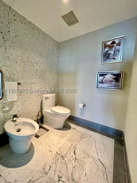 200 Biscayne Boulevard Way 4310, Miami FL - photo 8 of 18