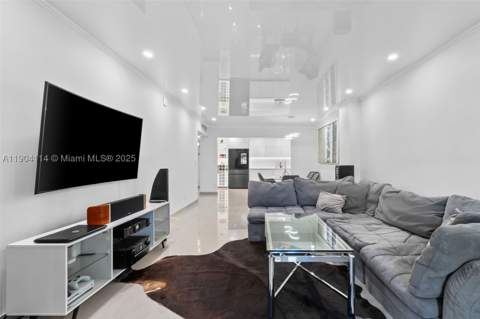 19390 Collins Ave 209, Sunny Isles Beach FL - photo 10 of 33