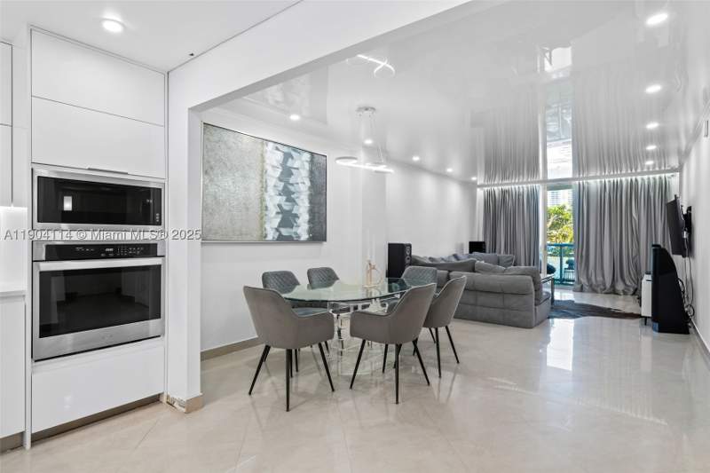 1 bedroom Condominium at 19390 Collins Ave 209, Oceanview Building A Cond, Sunny Isles Beach — photo 5