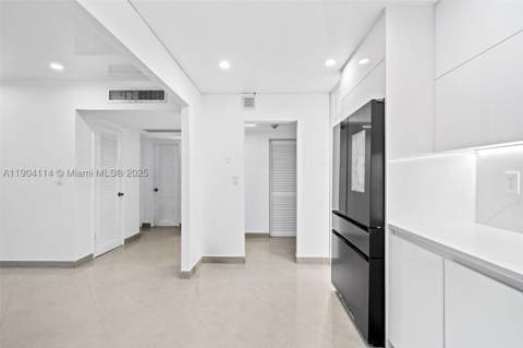 19390 Collins Ave 209, Sunny Isles Beach FL - photo 9 of 33