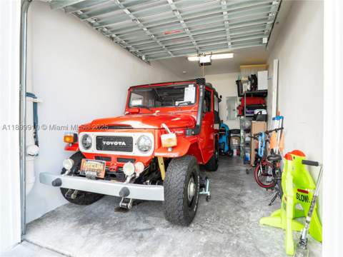 10245 NW 63rd Ter 206, Doral FL - photo 19 of 37