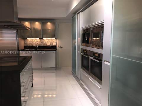18201 Collins Ave 5104, Sunny Isles Beach FL - photo 8 of 45