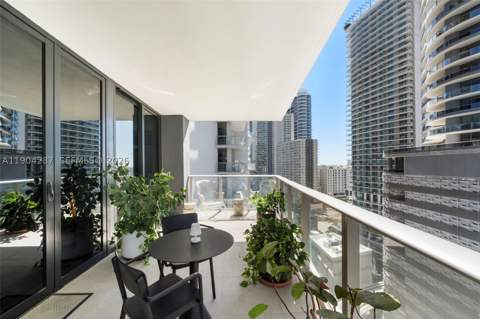 1010 Brickell Ave 1706, Miami FL - photo 12 of 51