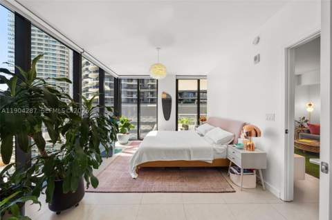 1010 Brickell Ave 1706, Miami FL - photo 16 of 51