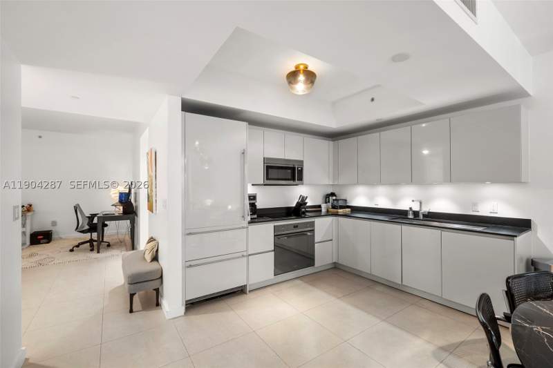 1 bedroom Condominium at 1010 Brickell Ave 1706, 1010 Brickell Condo, Miami — photo 2