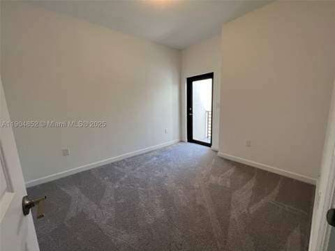 875 NE 211th St 0, Miami FL - photo 13 of 22
