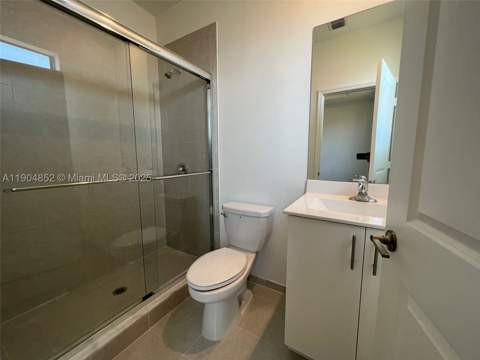 875 NE 211th St 0, Miami FL - photo 19 of 22