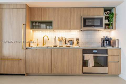 159 NE 6th St 3615, Miami FL - photo 19 of 93
