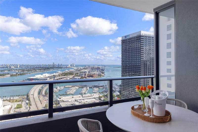 3 bedroom Condominium at 159 NE 6th St 3615, Gale Residences, Miami — photo 4