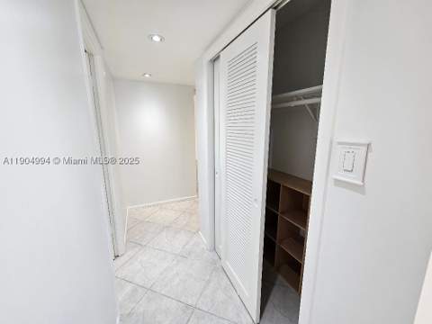 18041 Biscayne Blvd 204, Aventura FL - photo 13 of 52