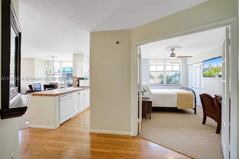 3 bedroom Condominium at 19877 E Country Club Dr 3607, The Yacht Club At Aventur, Aventura — photo 3