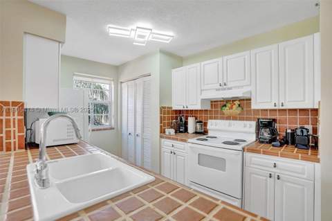 19877 E Country Club Dr 3607, Aventura FL - photo 6 of 43
