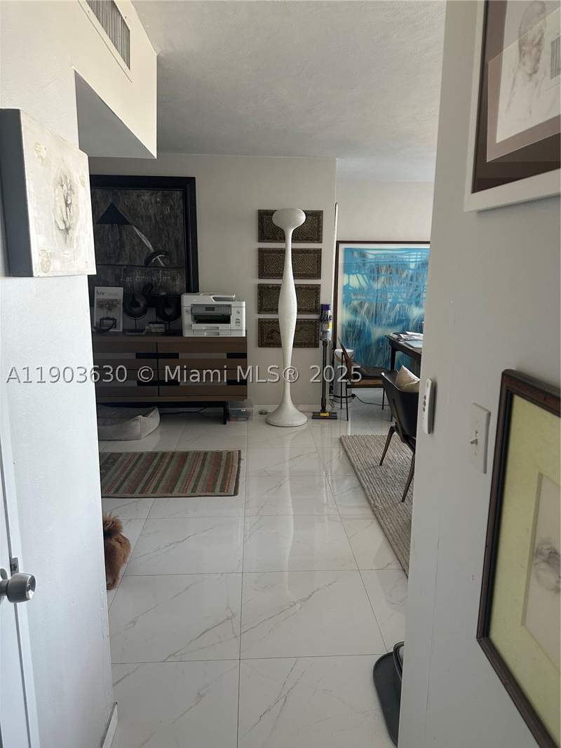 1 bedroom Condominium at 1200 West Ave 715, Mirador 1200 Condo, Miami Beach — photo 5