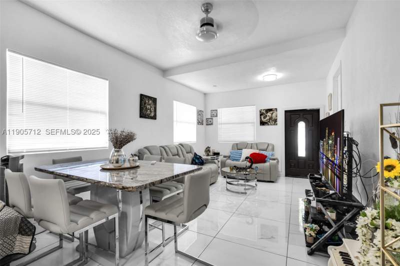 4 bedroom SingleFamilyResidence at 3166 NW 102nd St, The Tropics Amd, Miami — photo 4