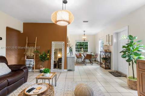 402 NW 102nd St, Miami FL - photo 16 of 26