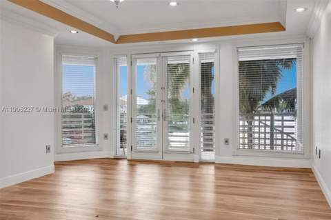16232 NW 79th Ave, Miami Lakes FL - photo 11 of 29