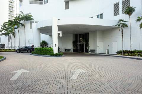 15811 Collins Ave 3405, Sunny Isles Beach FL - photo 6 of 60