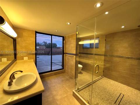 461 Ives Dairy Rd 402-2, Miami FL - photo 20 of 42