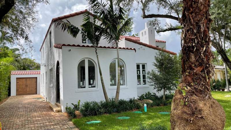 4 bedroom SingleFamilyResidence at 4100 Monserrate St, Coral Gables Riviera Sec, Coral Gables — photo 3