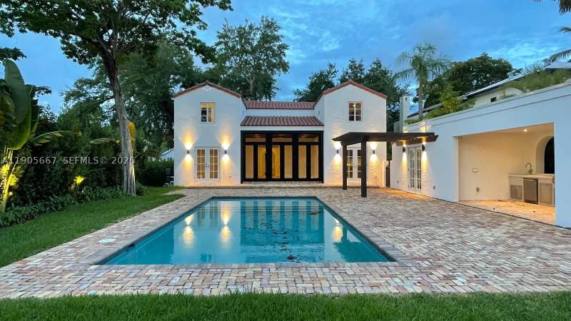 4 bedroom SingleFamilyResidence at 4100 Monserrate St, Coral Gables Riviera Sec, Coral Gables — photo 4