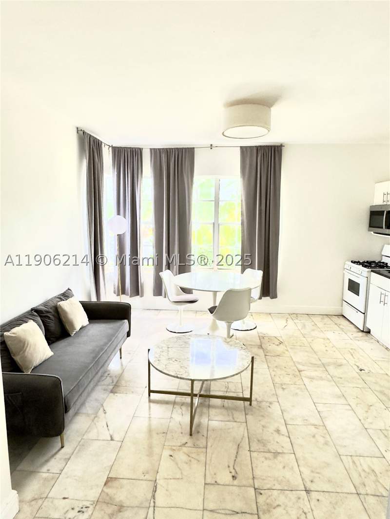 1 bedroom Condominium at 1526 Pennsylvania Ave 2, First On Penn Condo, Miami Beach — photo 3