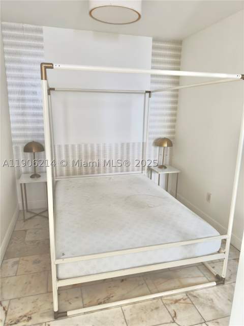1526 Pennsylvania Ave 2, Miami Beach FL - photo 7 of 9