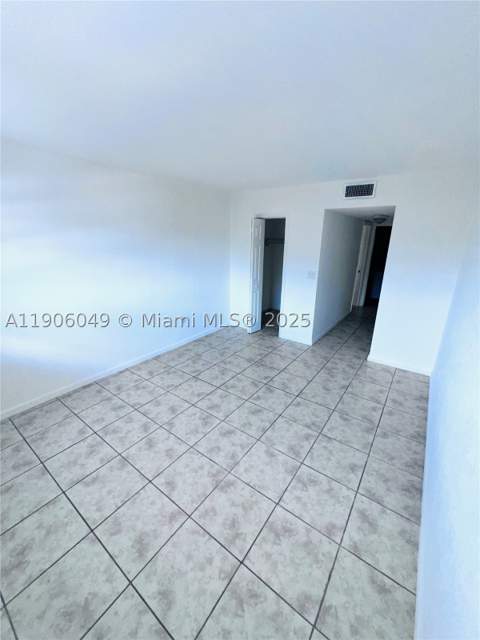 12290 NE 11th Ct 305, North Miami FL - photo 15 of 22