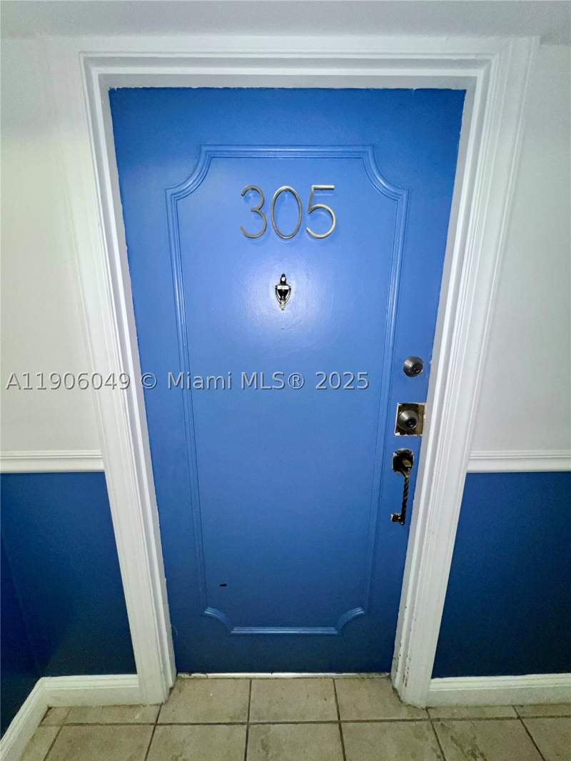 1 bedroom Condominium at 12290 NE 11th Ct 305, Gold Coast Condo, North Miami — photo 2