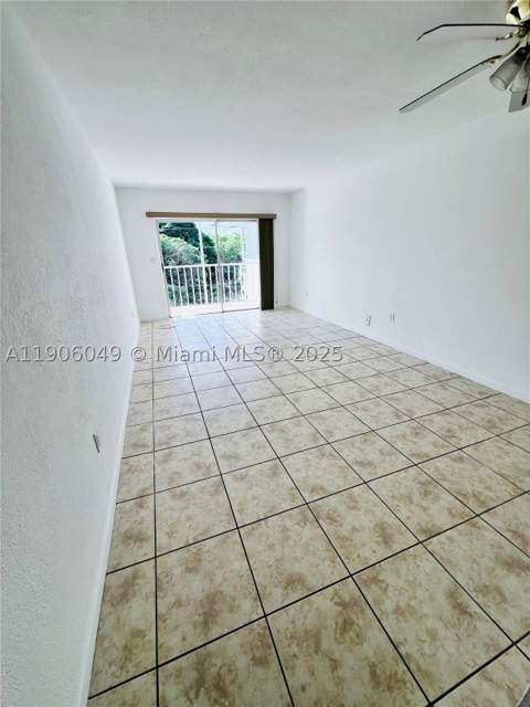 12290 NE 11th Ct 305, North Miami FL - photo 9 of 22