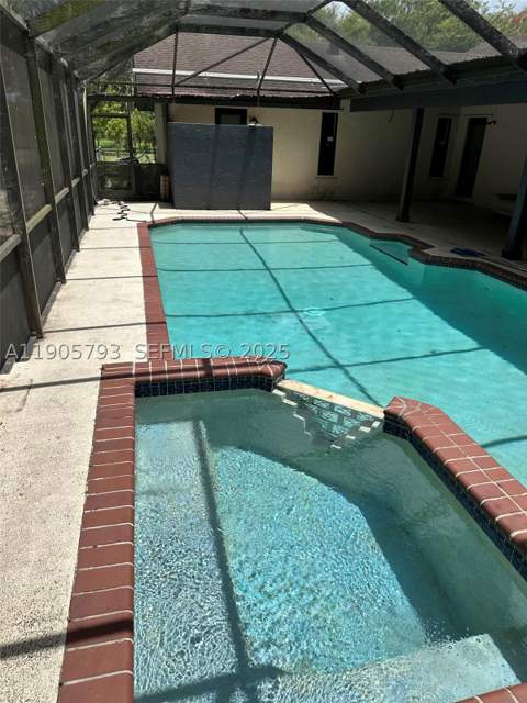 18750 SW 207th Ave, Miami FL - photo 9 of 21