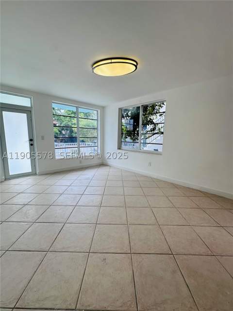 1150 Euclid Ave 104, Miami Beach FL - photo 18 of 26