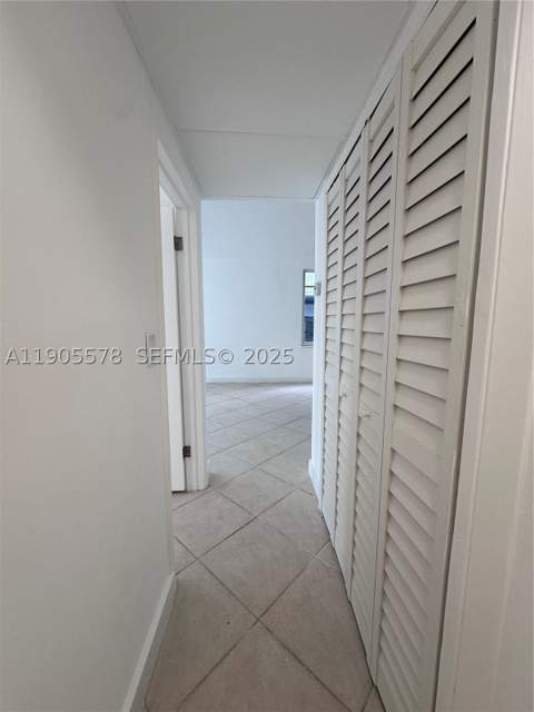 1150 Euclid Ave 104, Miami Beach FL - photo 6 of 26