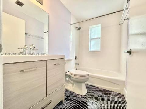 1542 Drexel Ave 107, Miami Beach FL - photo 16 of 22