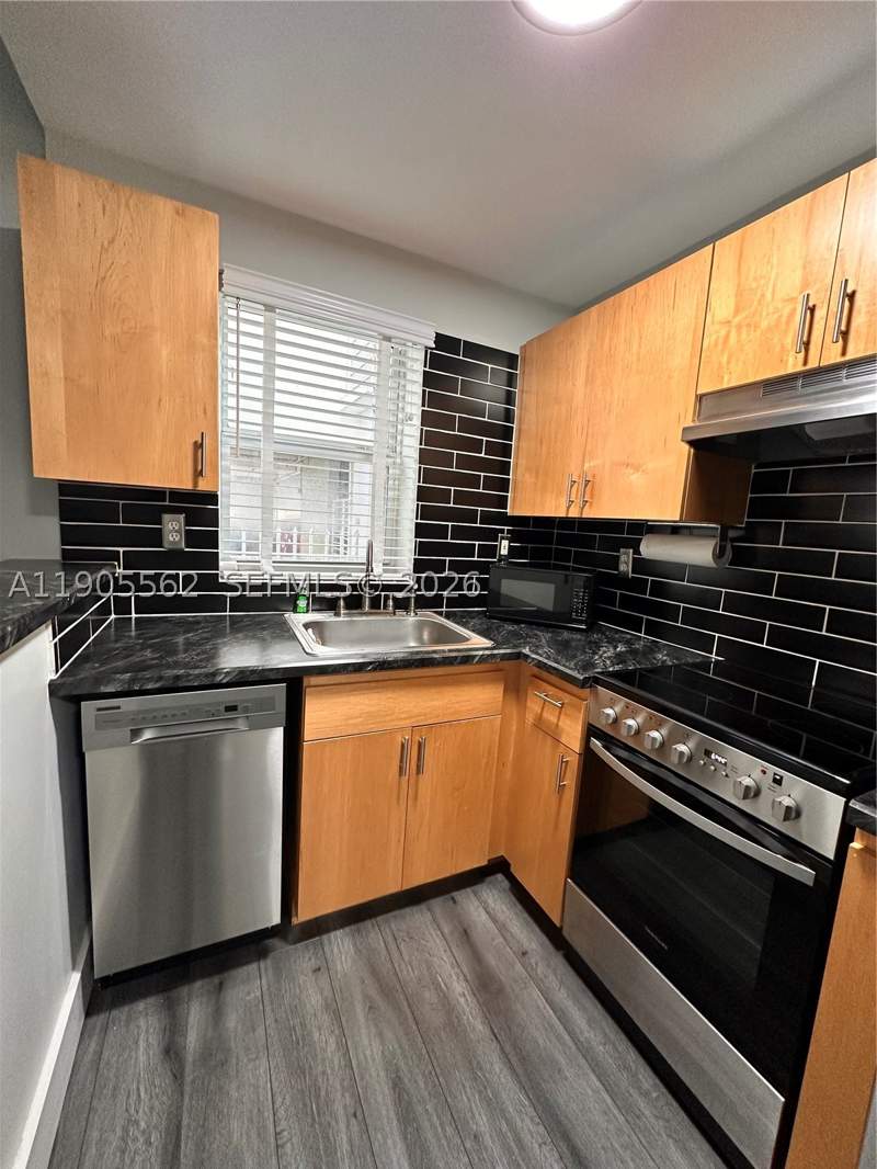 1 bedroom Condominium at 1542 Drexel Ave 107, The Ruskin Condo, Miami Beach — photo 3