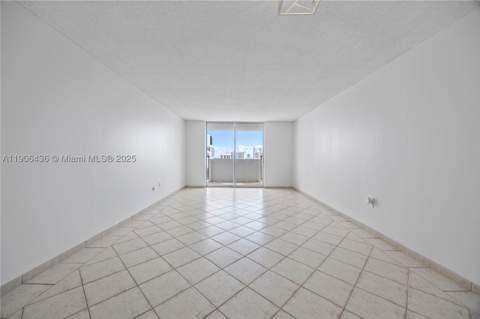 2750 NE 183rd St 2601, Aventura FL - photo 13 of 36
