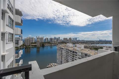 2750 NE 183rd St 2601, Aventura FL - photo 23 of 36