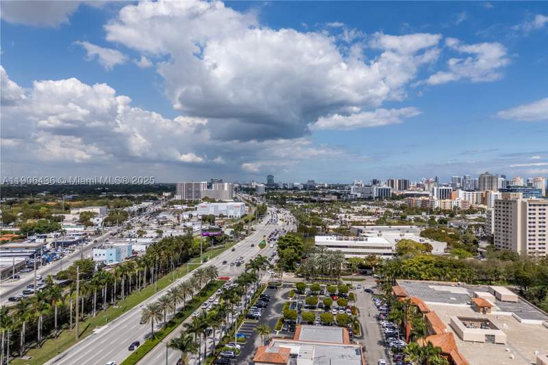 1 bedroom Condominium at 2750 NE 183rd St 2601, Commodore Plaza Condo, Aventura — photo 5