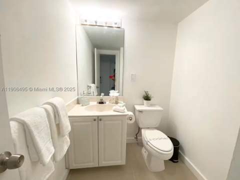19370 Collins Ave Ph-10, Sunny Isles Beach FL - photo 19 of 35