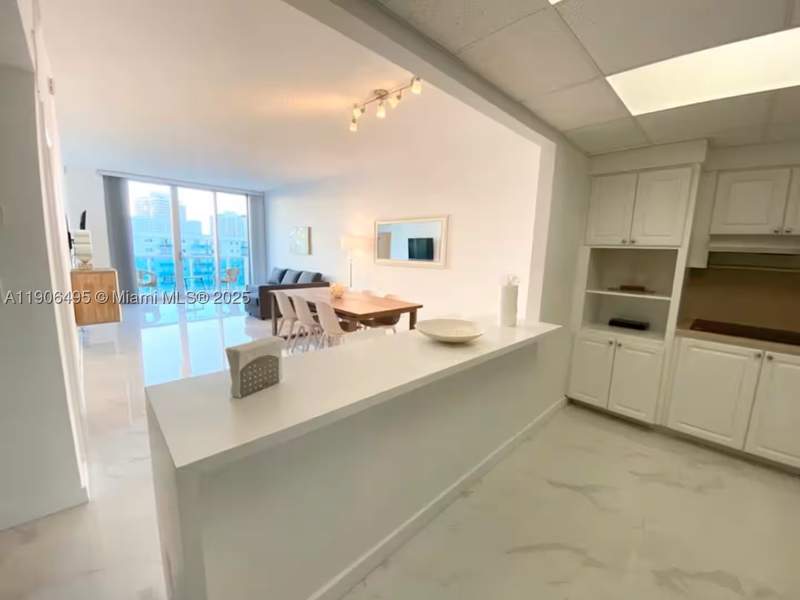 1 bedroom Condominium at 19370 Collins Ave Ph-10, Ocean Reserve Condo, Sunny Isles Beach — photo 4