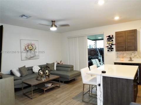 2363 SE 11th St, Homestead FL - photo 13 of 68