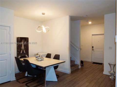 2363 SE 11th St, Homestead FL - photo 7 of 68