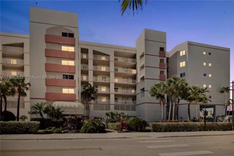 18260 N Bay Rd 420, Sunny Isles Beach FL - photo 20 of 26