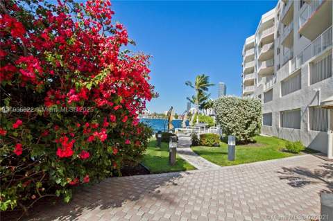 18260 N Bay Rd 420, Sunny Isles Beach FL - photo 23 of 26